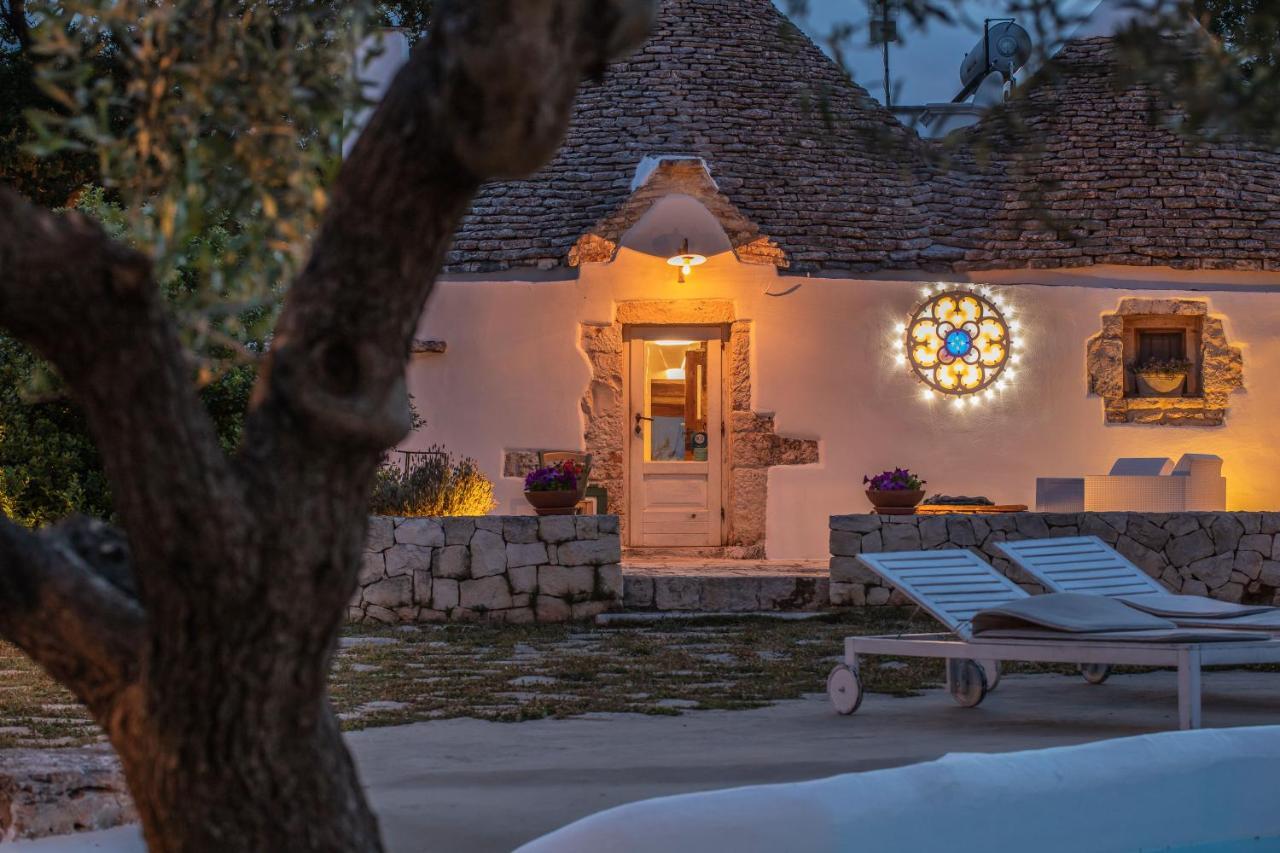 푸티냐노 Trulli Terra Magica B&B 외부 사진